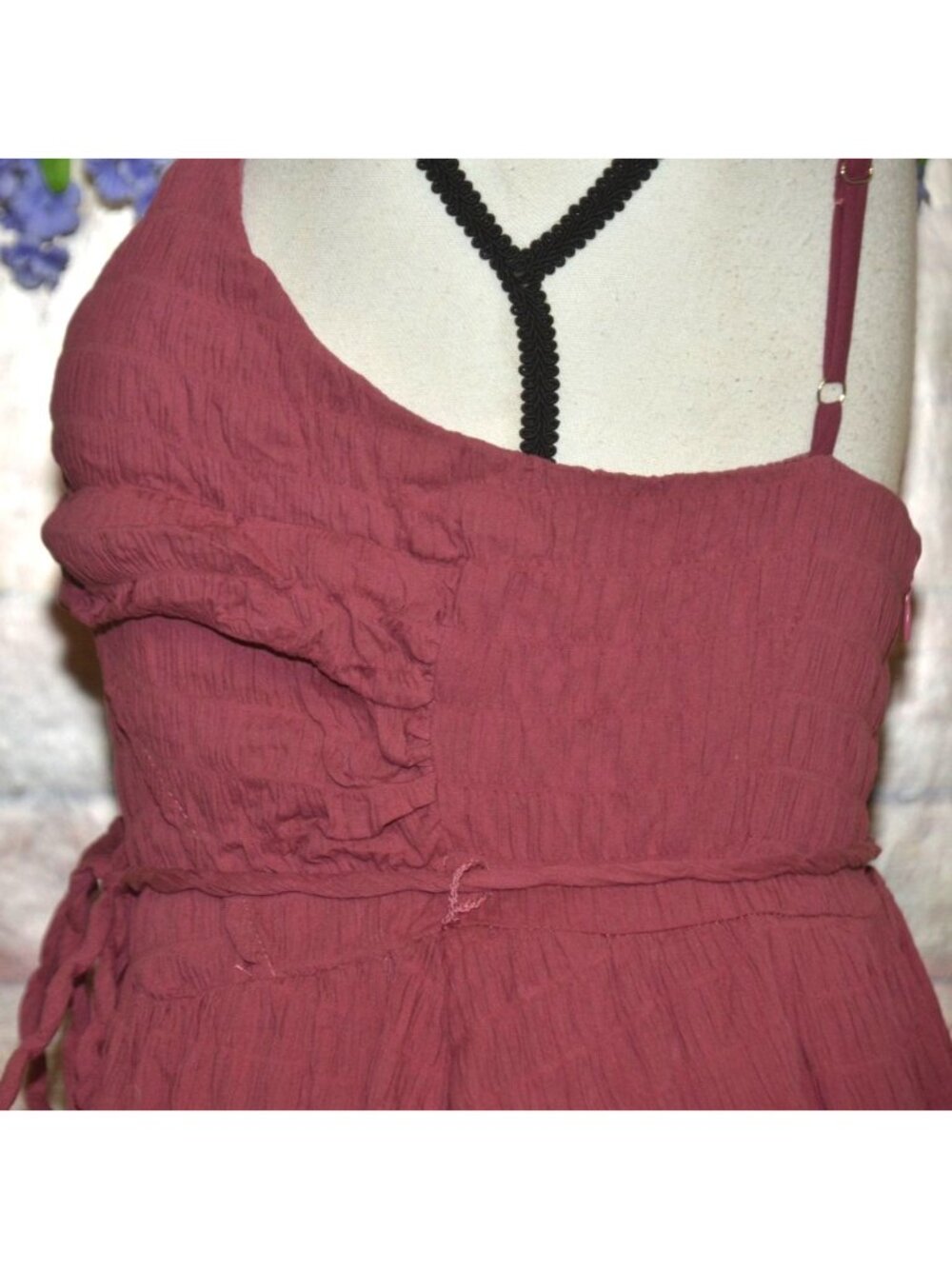 NWT Lulus Cue the Cuteness Mauve Twist-Front Midi Dress Size M Crinkle Texture - Picture 6 of 13